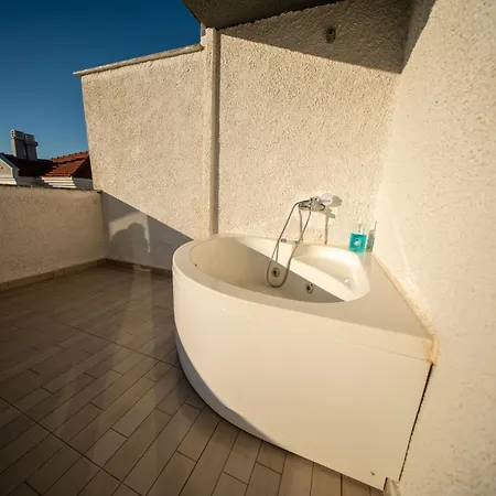Talles Comfort Hotel Çeşme