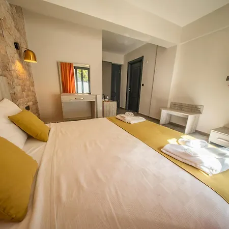 Talles Comfort Hotel Çeşme